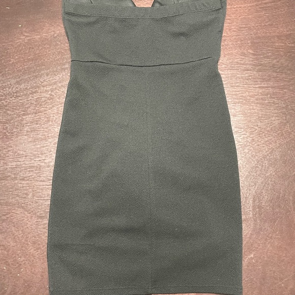 Eclipse Deepcut Cocktail Dress - Picture 2 of 6